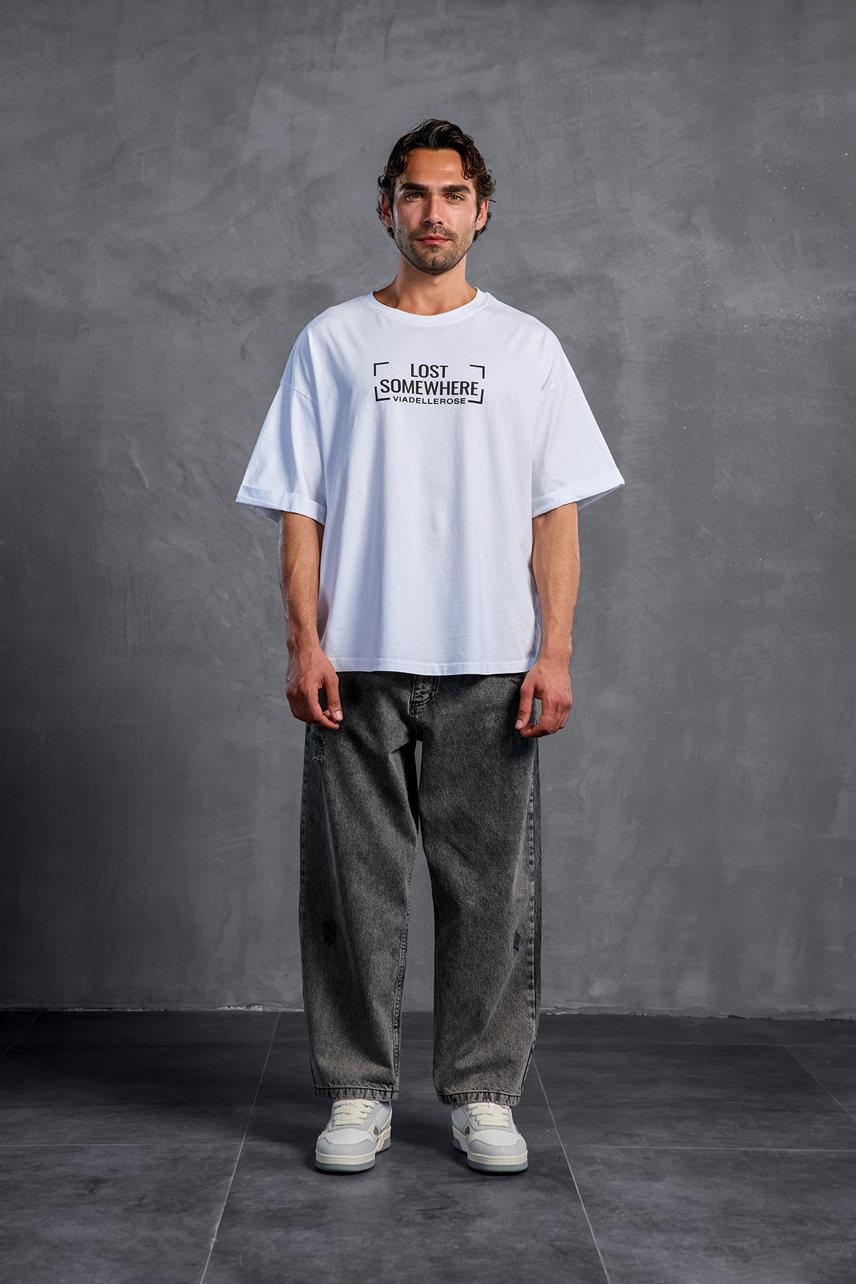 Beyaz Sıfır Yaka Baskılı  T-Shirt 10006