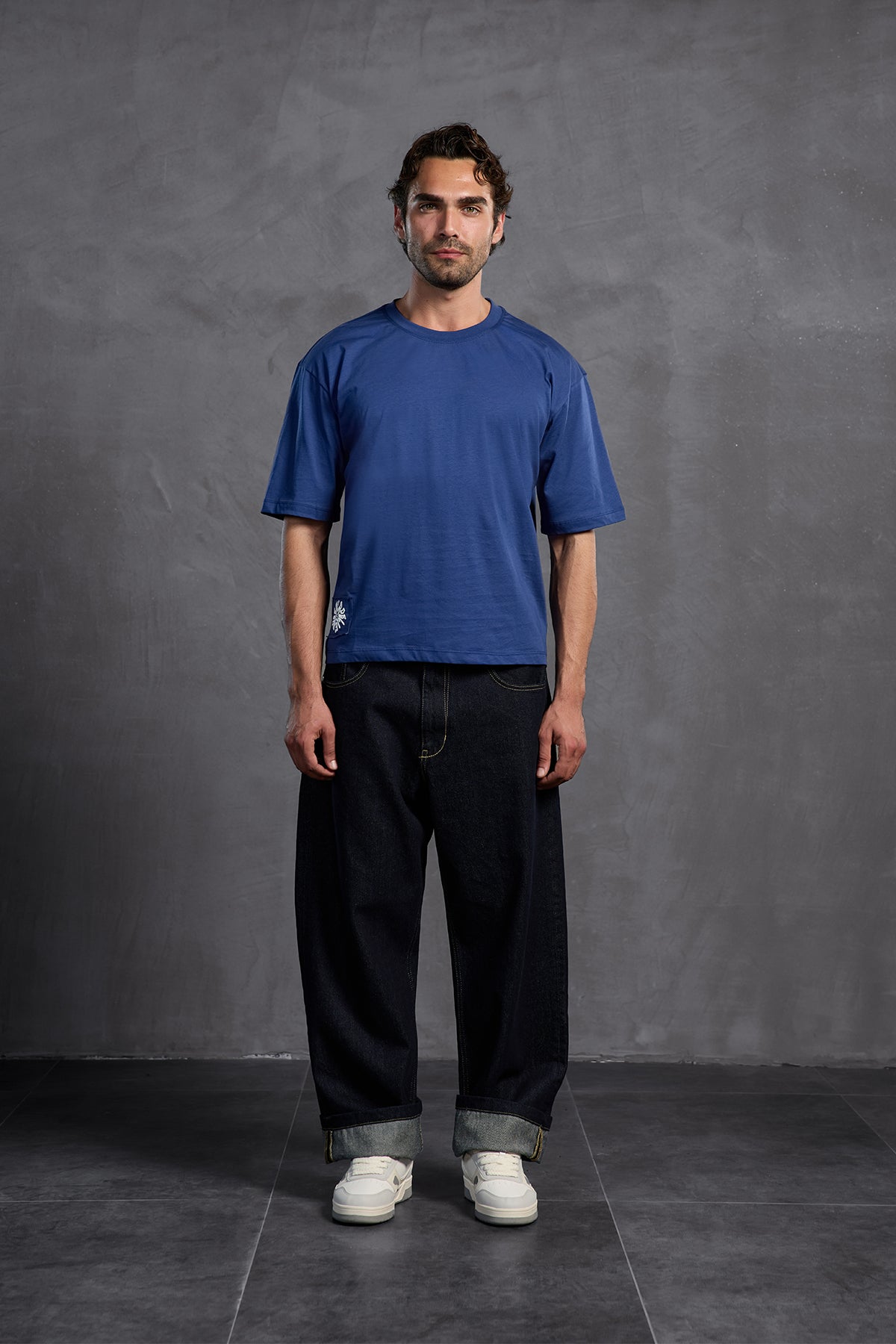 Mavi Sıfır Yaka Arkası Baskılı T-Shirt 10010