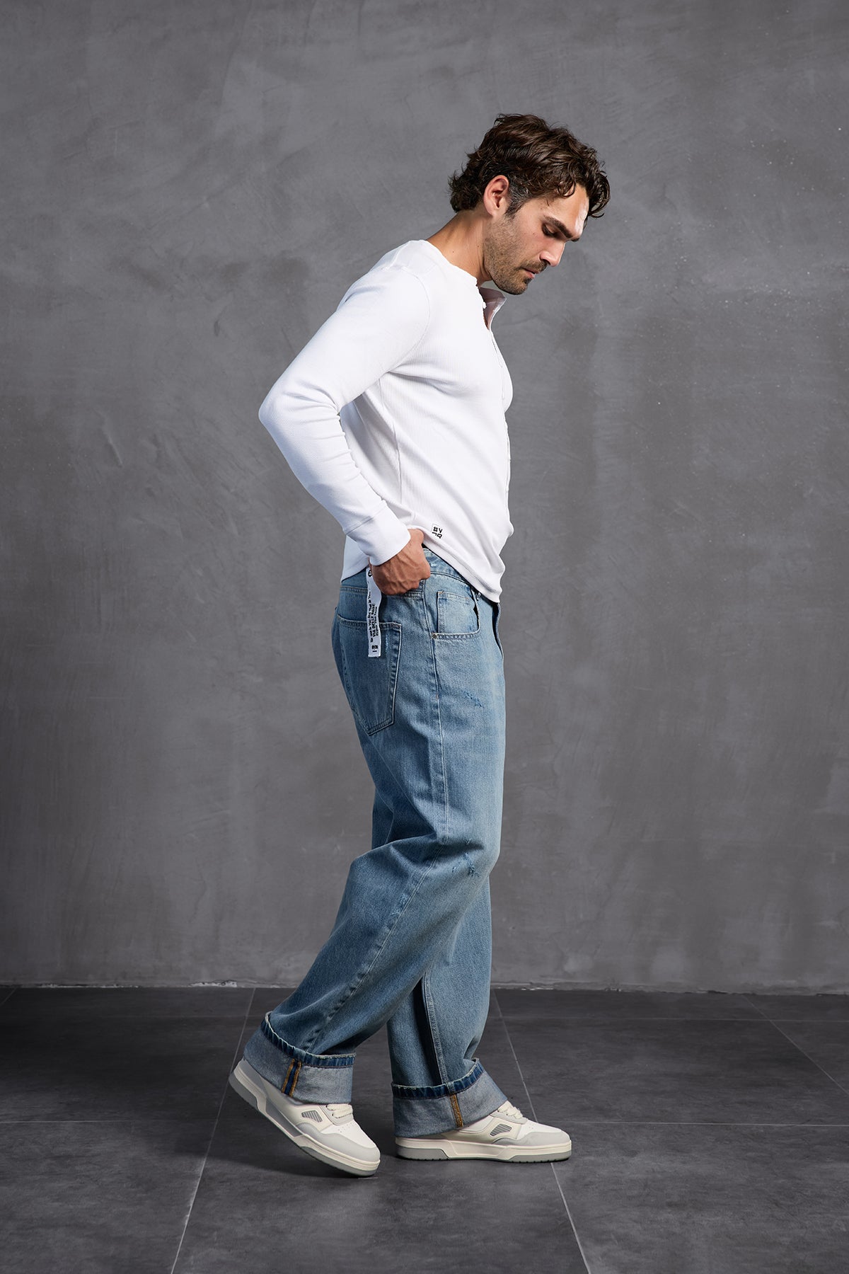 Beyaz Fitilli Önü Düğmeli  T-Shirt 10025