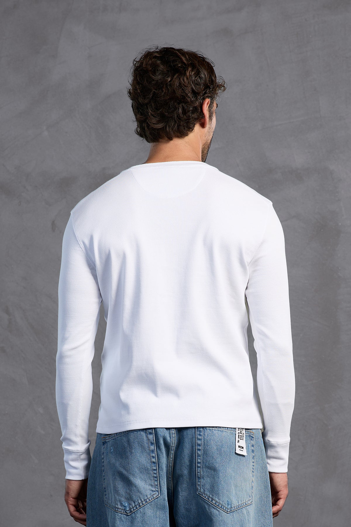 Beyaz Fitilli Önü Düğmeli  T-Shirt 10025