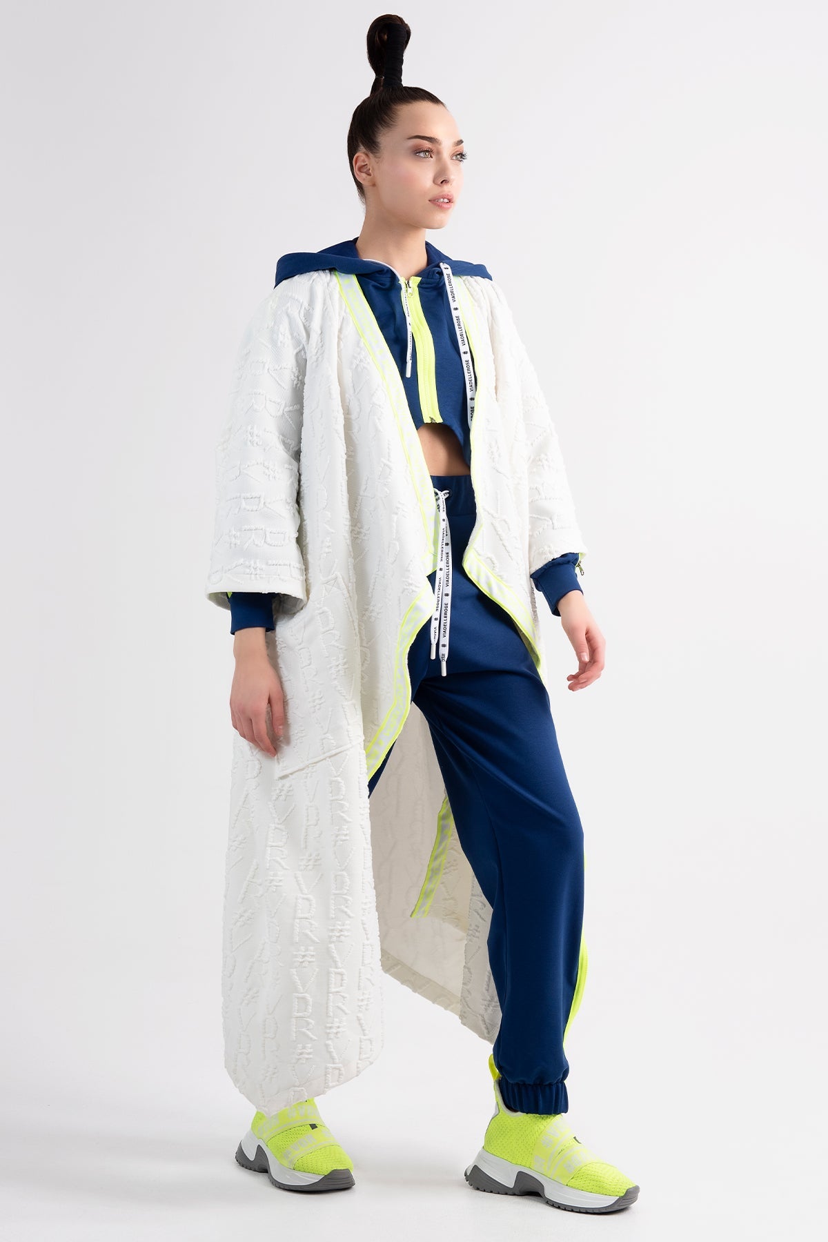Ekru  Hirka 7198