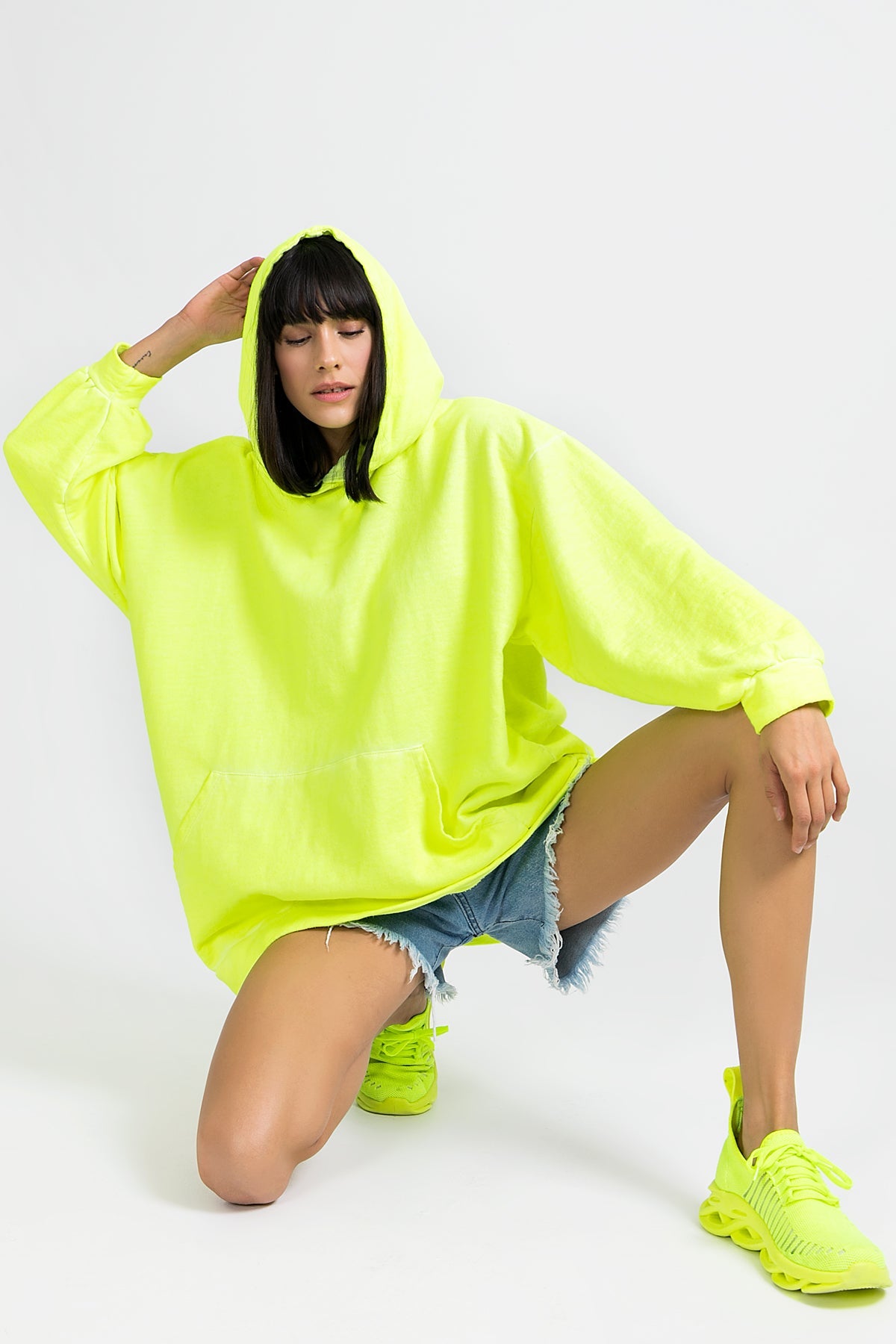 Sari Neon  Sweatshirt 9228