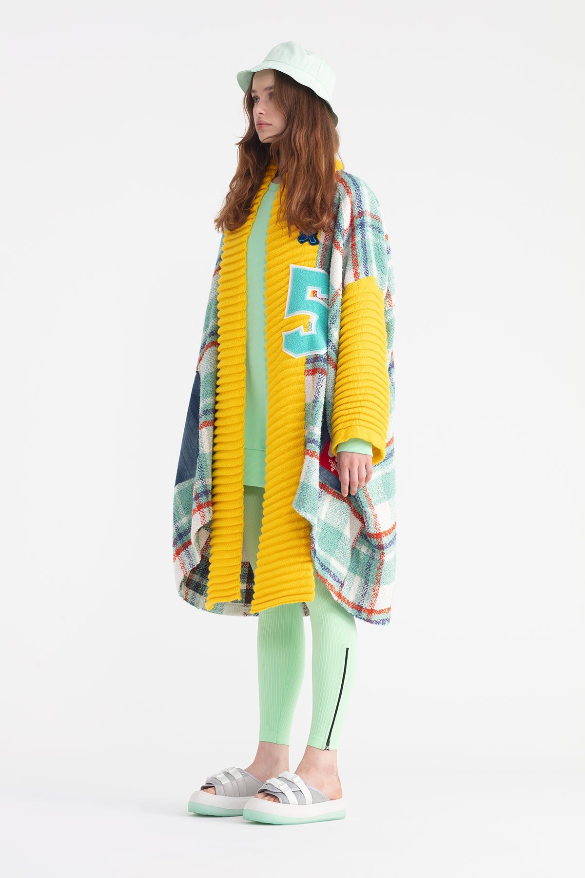 Çok Renkli  Hirka 11423