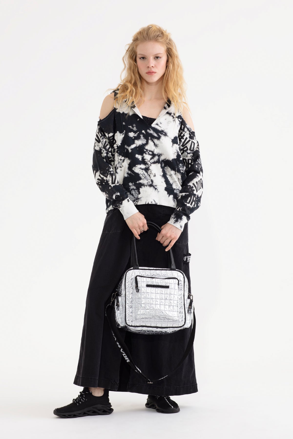 Beyaz Siyah  Sweatshirt 13373