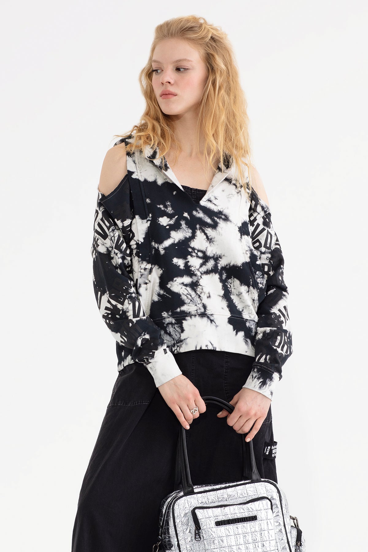 Beyaz Siyah  Sweatshirt 13373