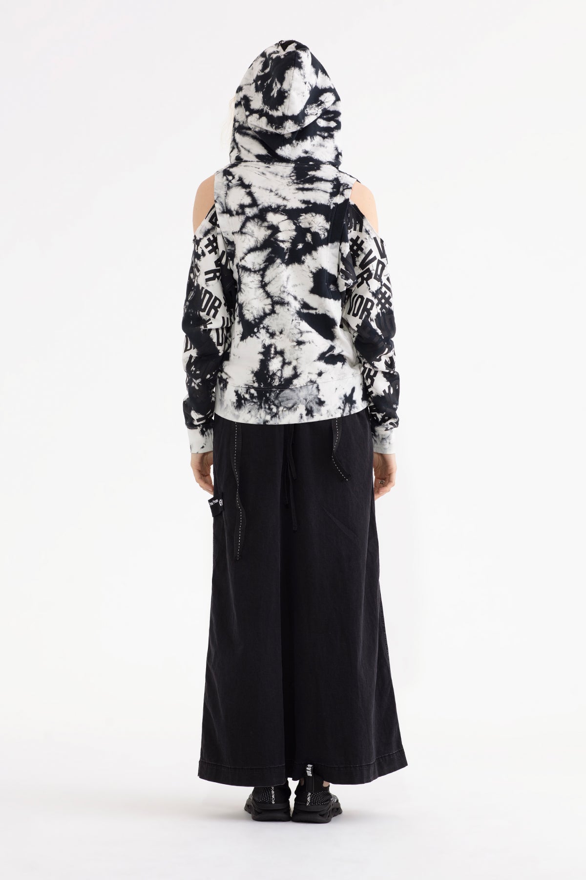 Beyaz Siyah  Sweatshirt 13373