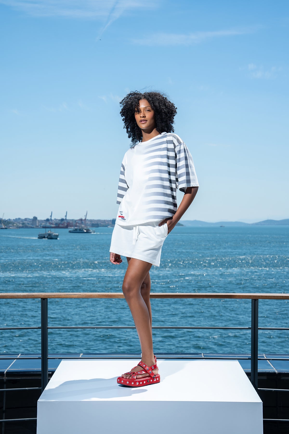 Siyah Ekru  T-shirt 15447