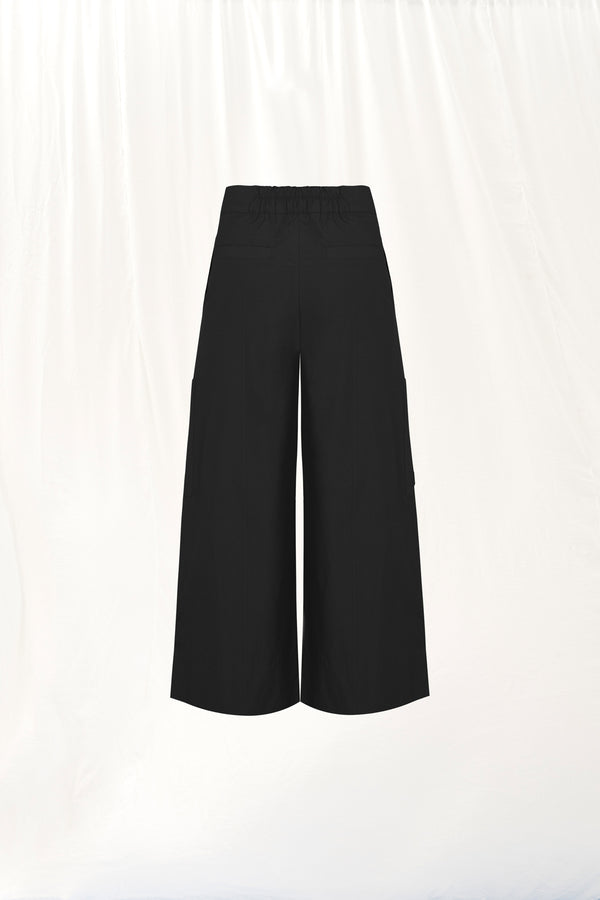 Siyah Wide-Leg Piliseli Pantolon 17098