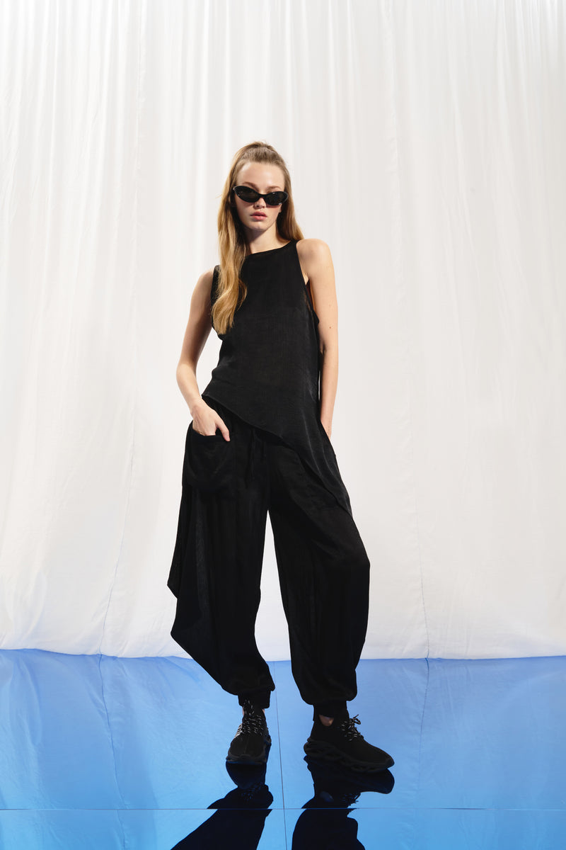 Siyah Asimetrik Saten Bluz 17260