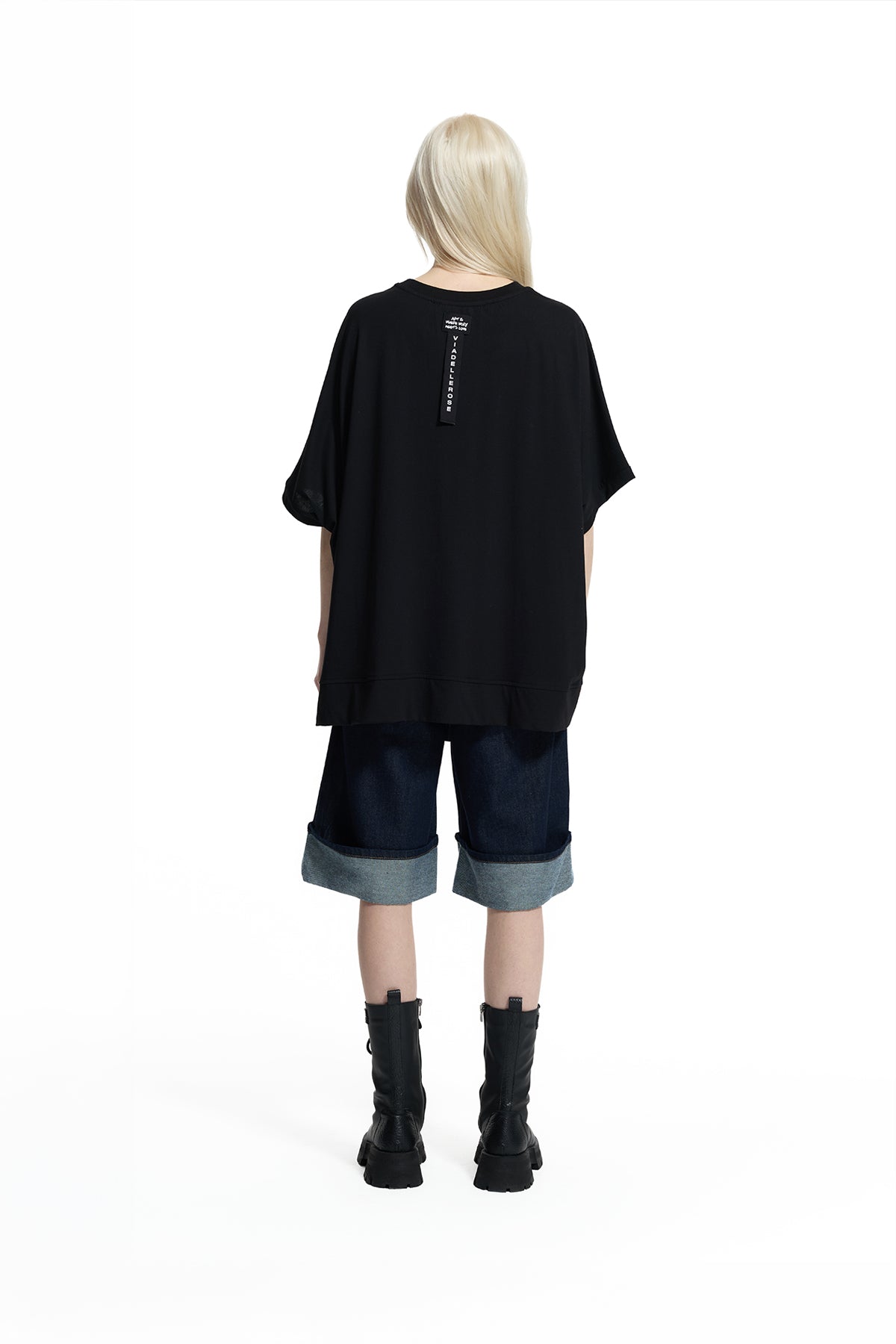 Siyah Asimetrik Kesim Fermuar Detaylı Oversize T-Shirt 19015