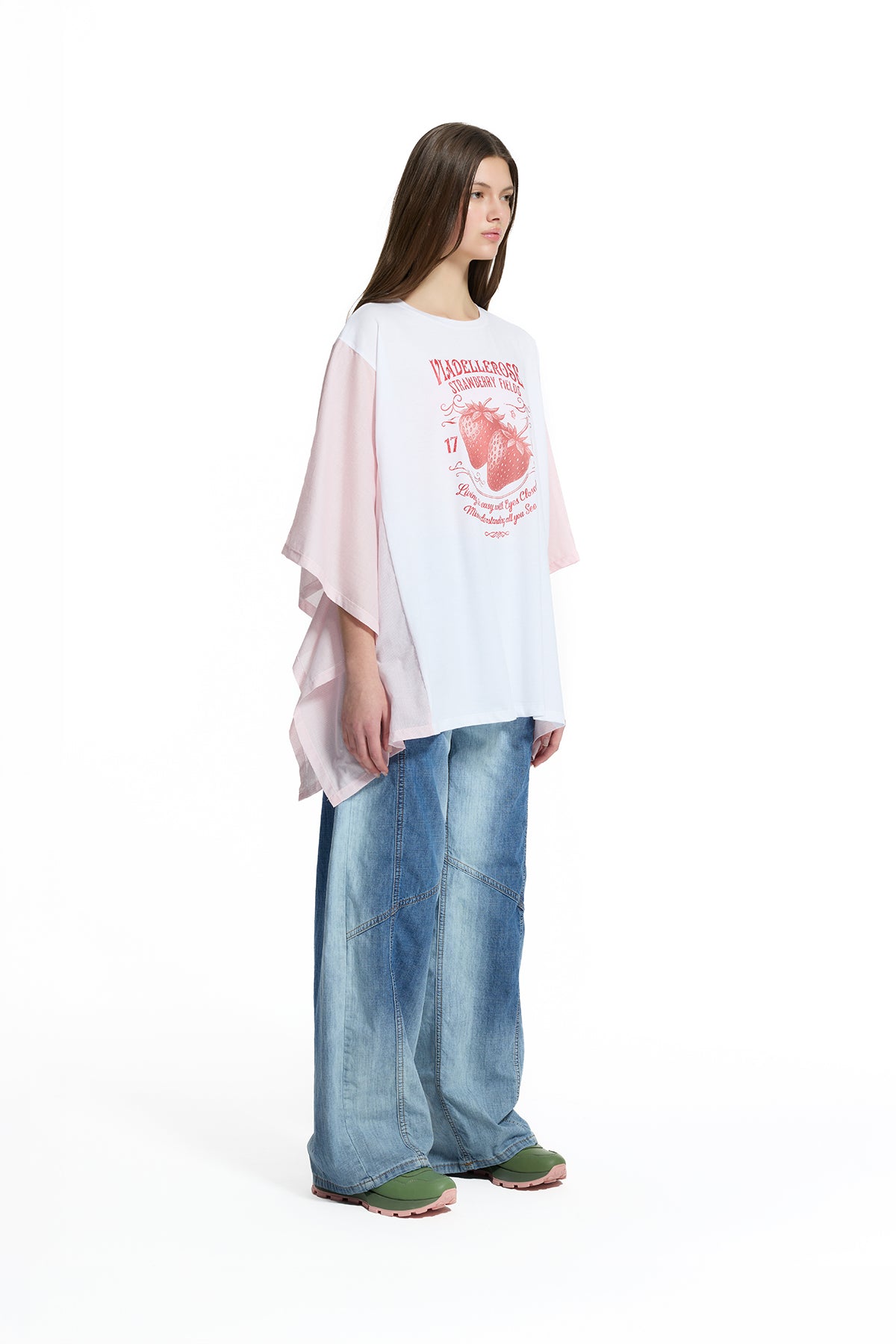 Beyaz Pembe Önü Baskılı Geniş Kesim Yarasa Kol T-Shirt 19022