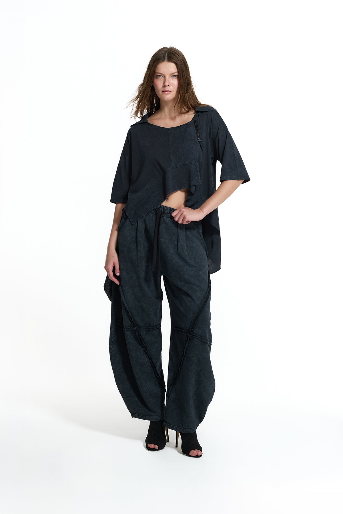 Siyah Dikiş Detaylı Baggy Pantolon 19029