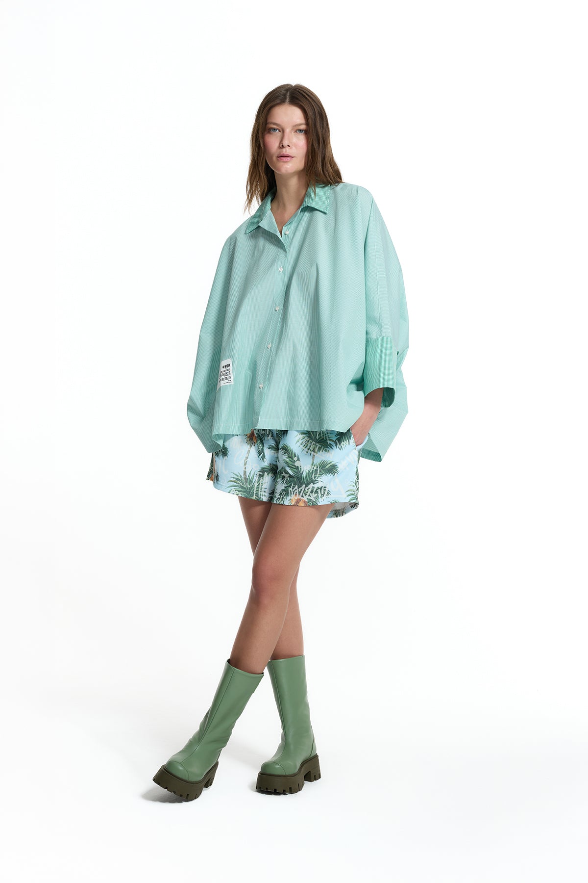 Yeşil Arkası Baskılı Bol Kesim Tunik Gömlek 19073