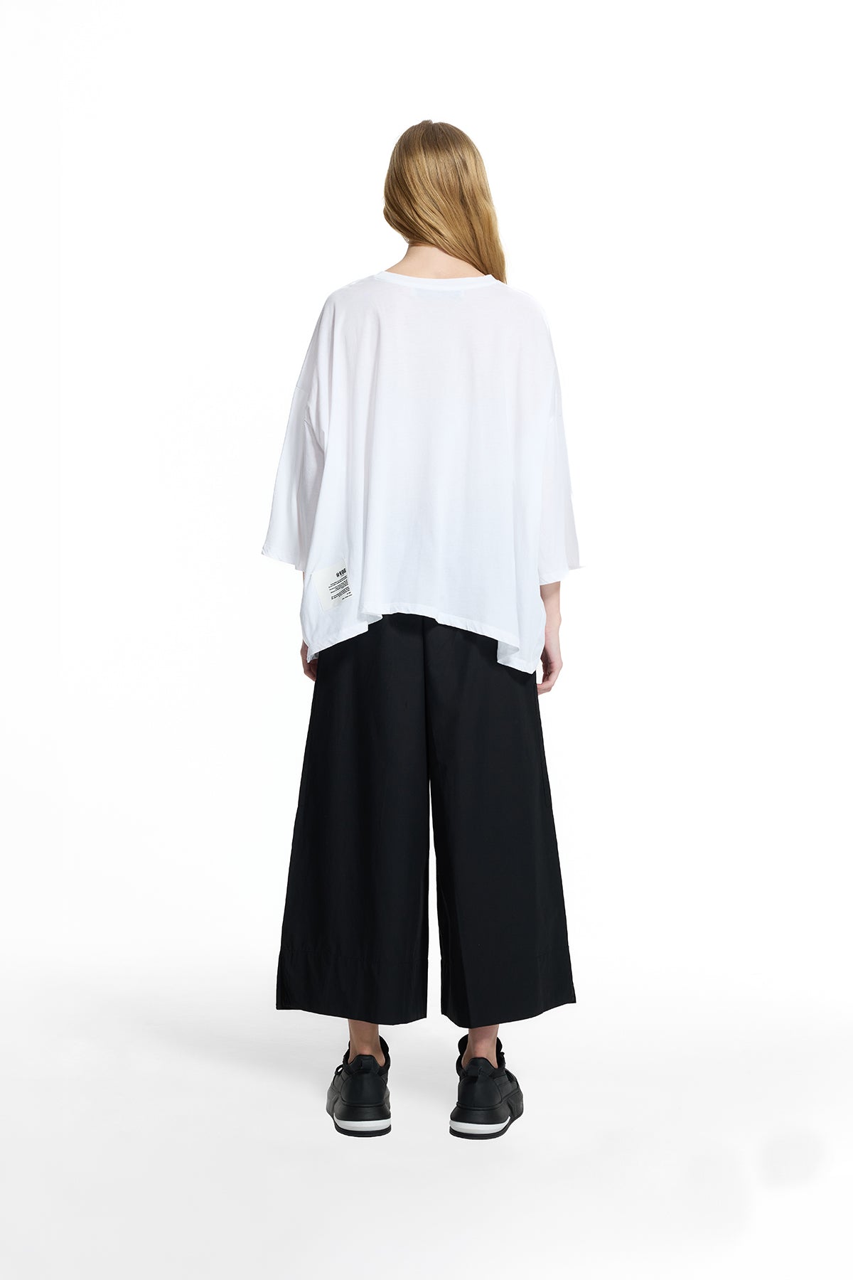 Beyaz Barok Grafik Baskılı Crop Oversize T-Shirt 19082