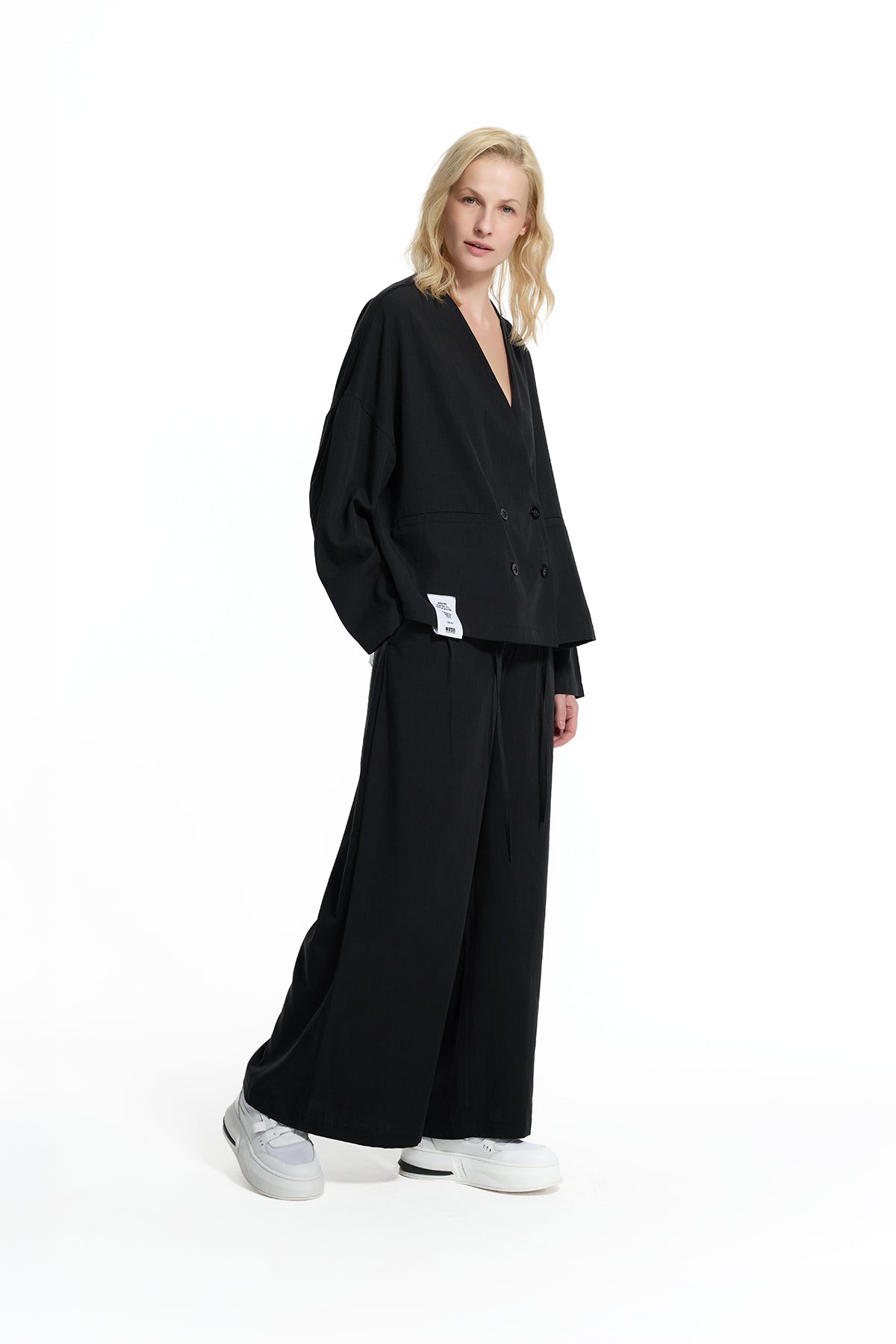 Siyah Kısa Kruvaze Kesim Modern Blazer Ceket 19097