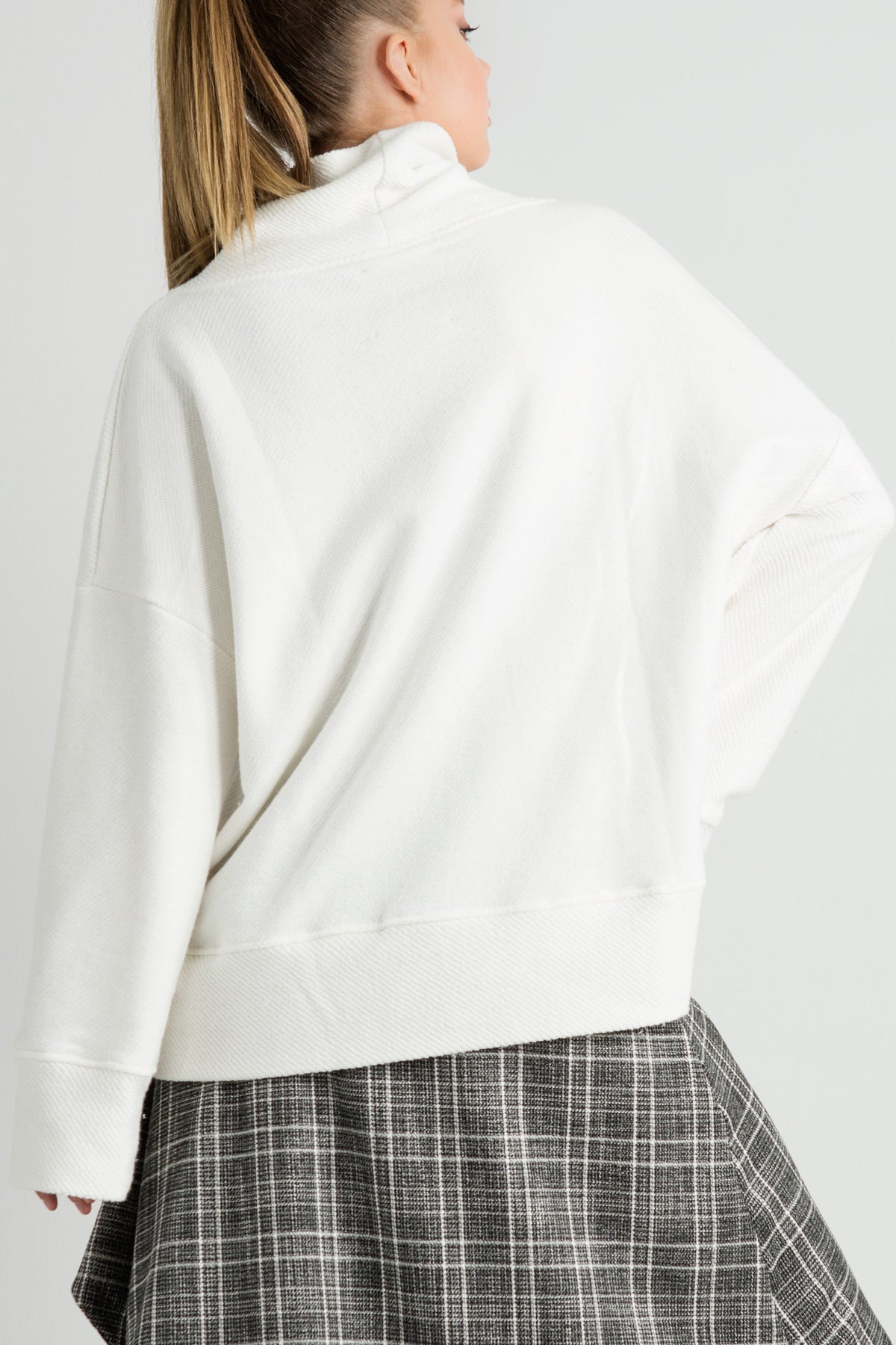 Ekru  Sweatshirt 6164