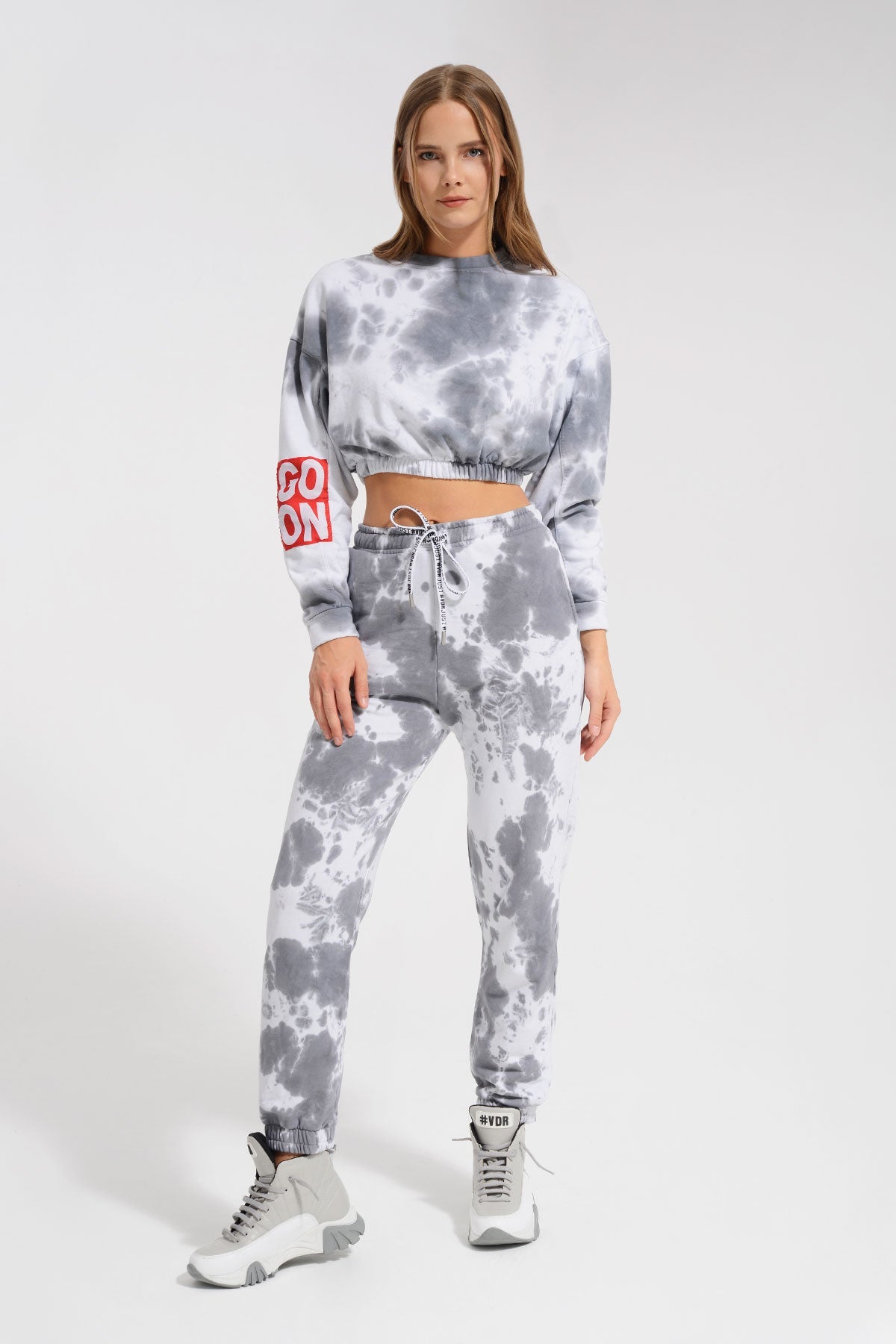 Batik Siyah  Sweatshirt 8437