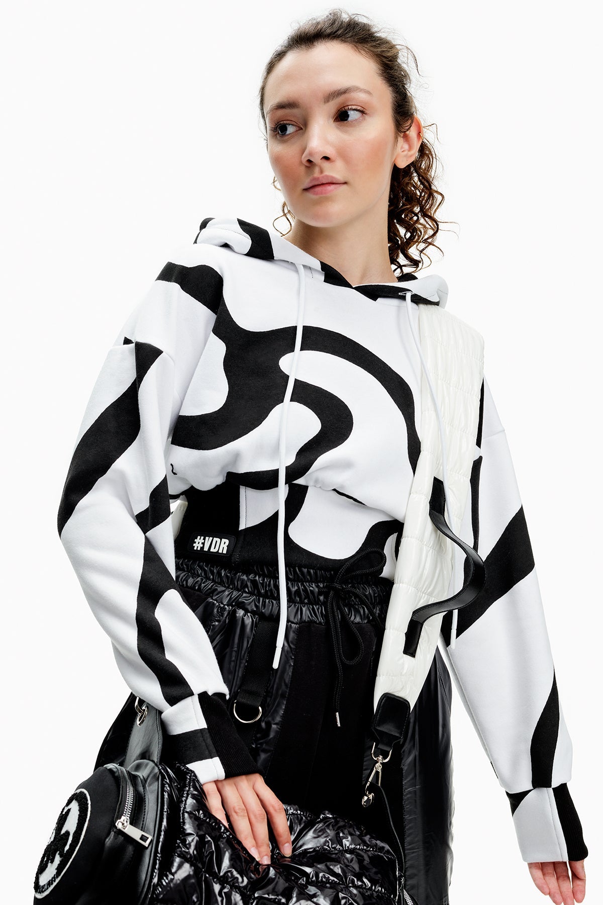 Beyaz Siyah  Sweatshirt 10138