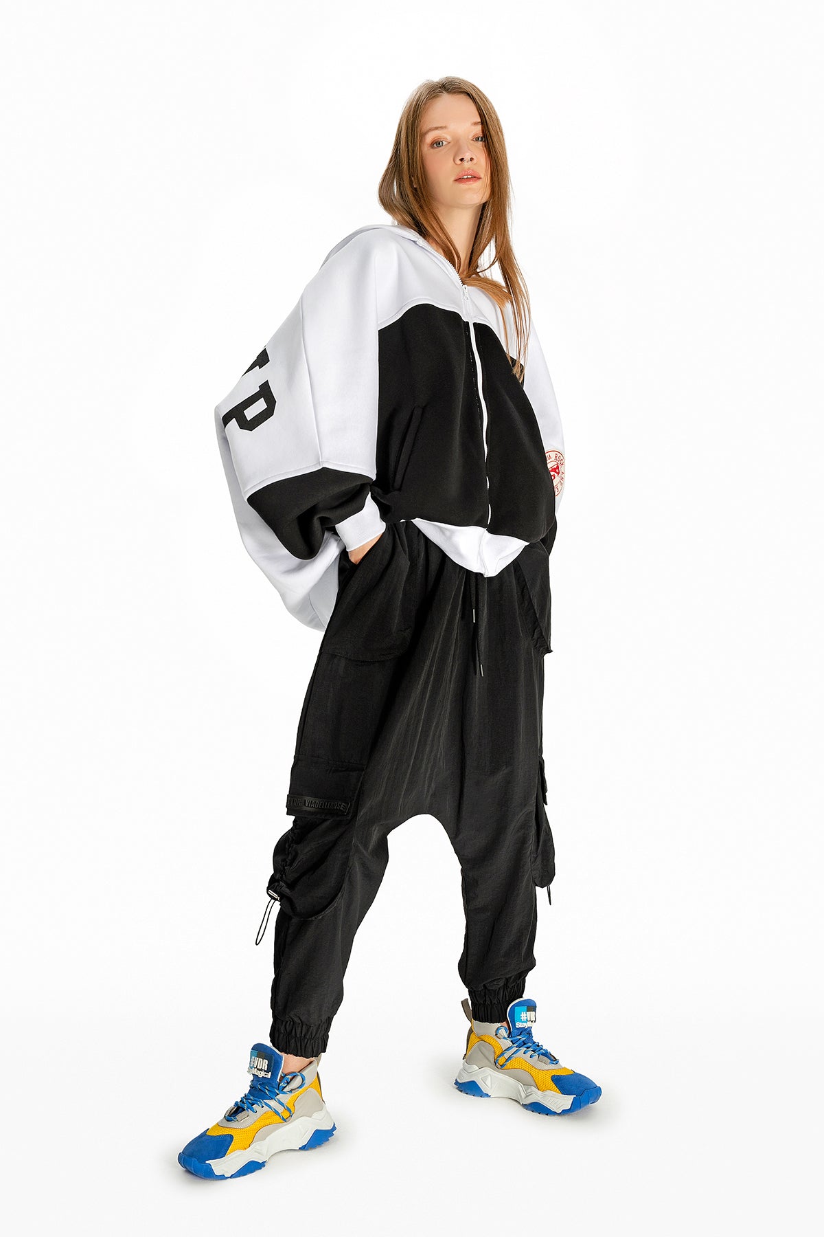 Beyaz Siyah  Sweatshirt 10189