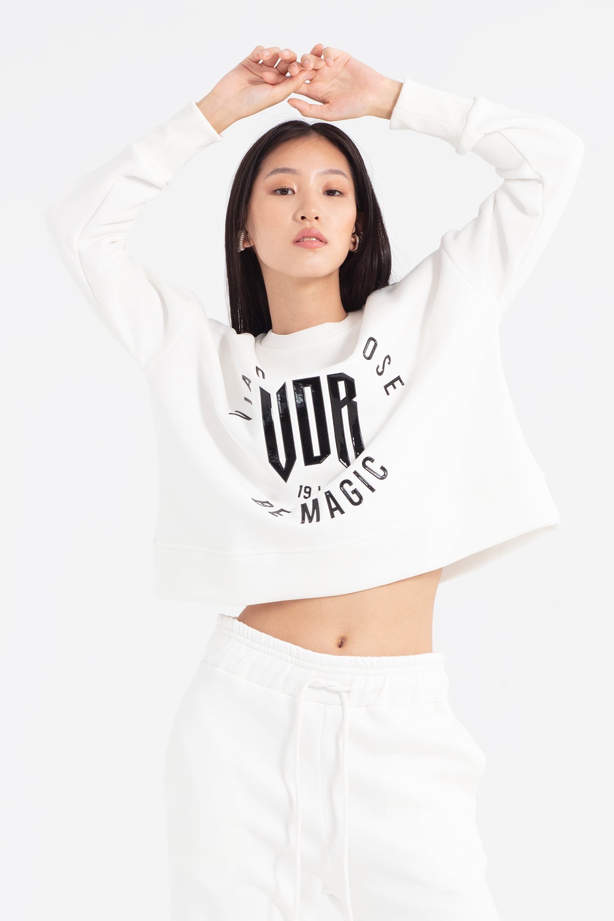 Ekru  Sweatshirt 12050