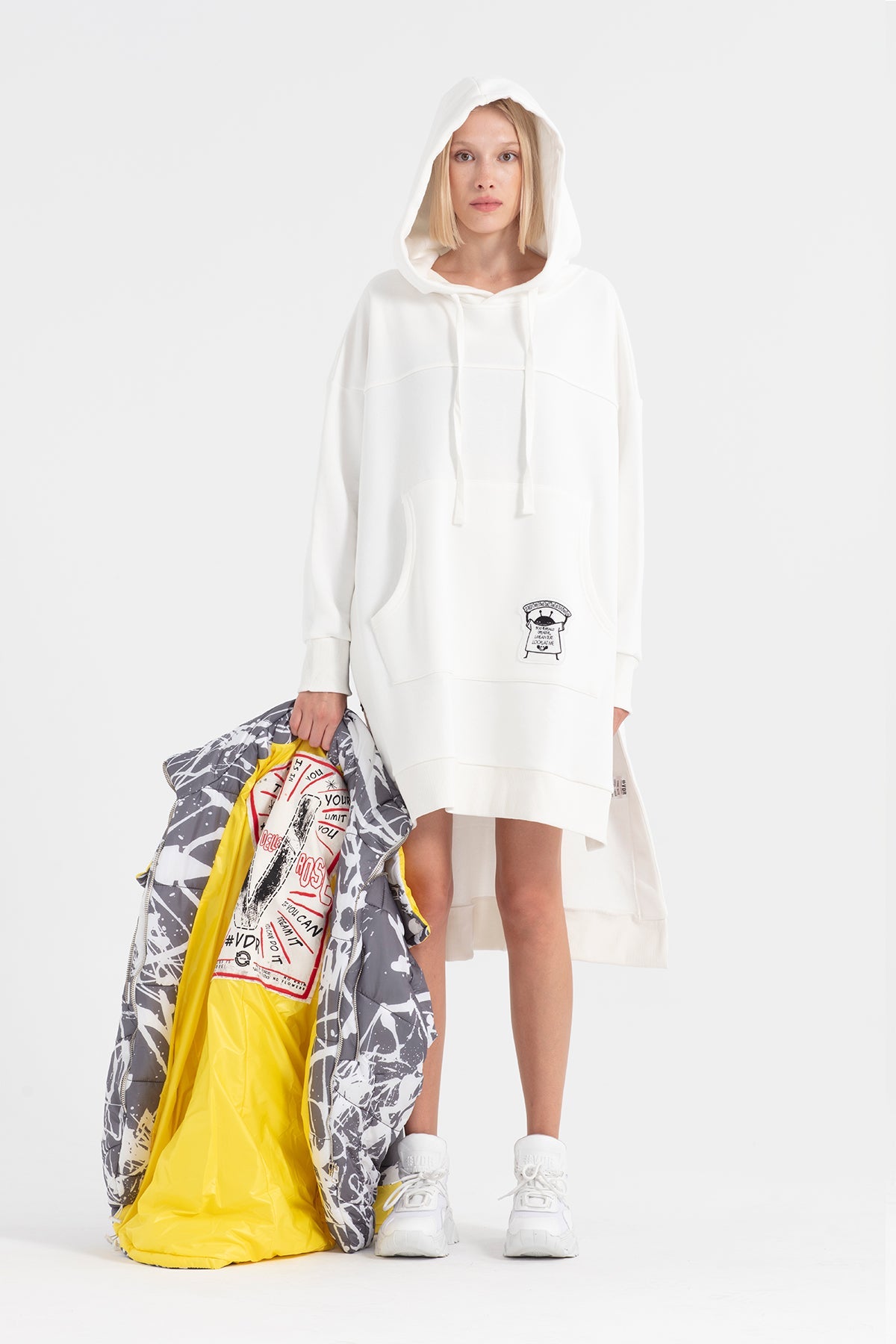 Ekru  Sweatshirt 12058