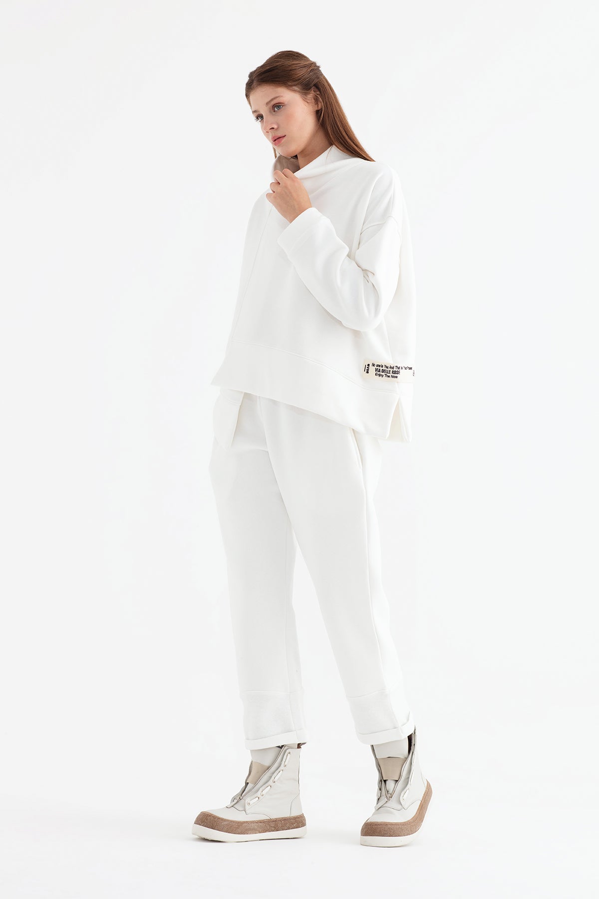 Ekru  Sweatshirt 12066