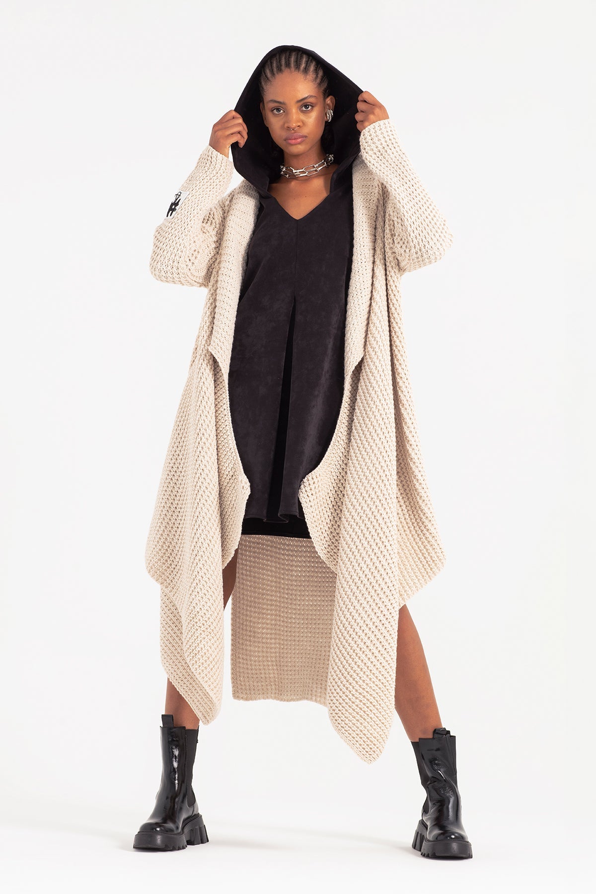 Bej  Hirka 12108