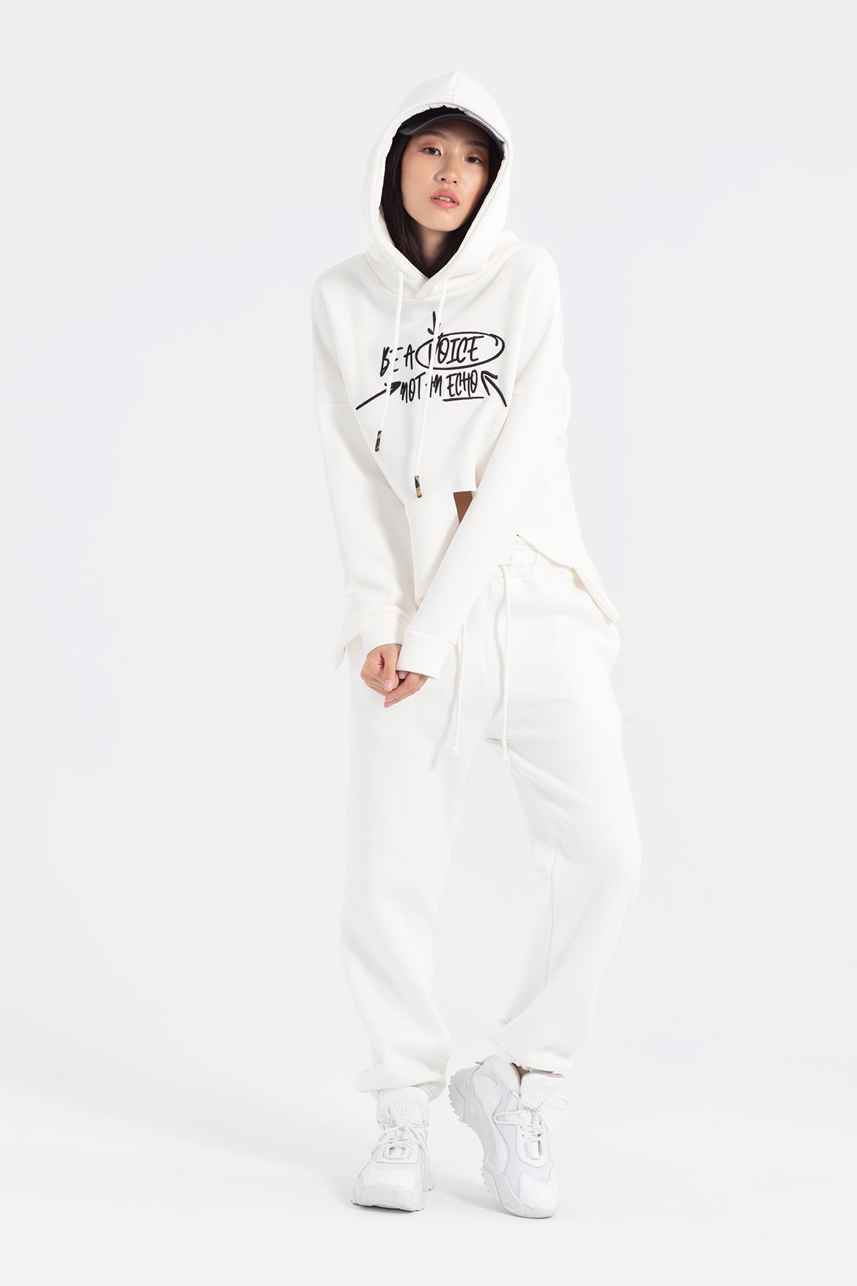 Ekru  Sweatshirt 12150