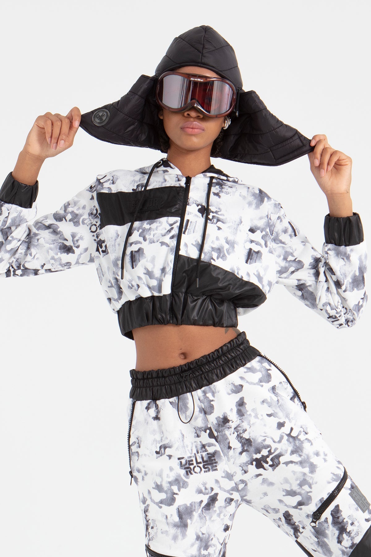 Beyaz Siyah  Sweatshirt 12309