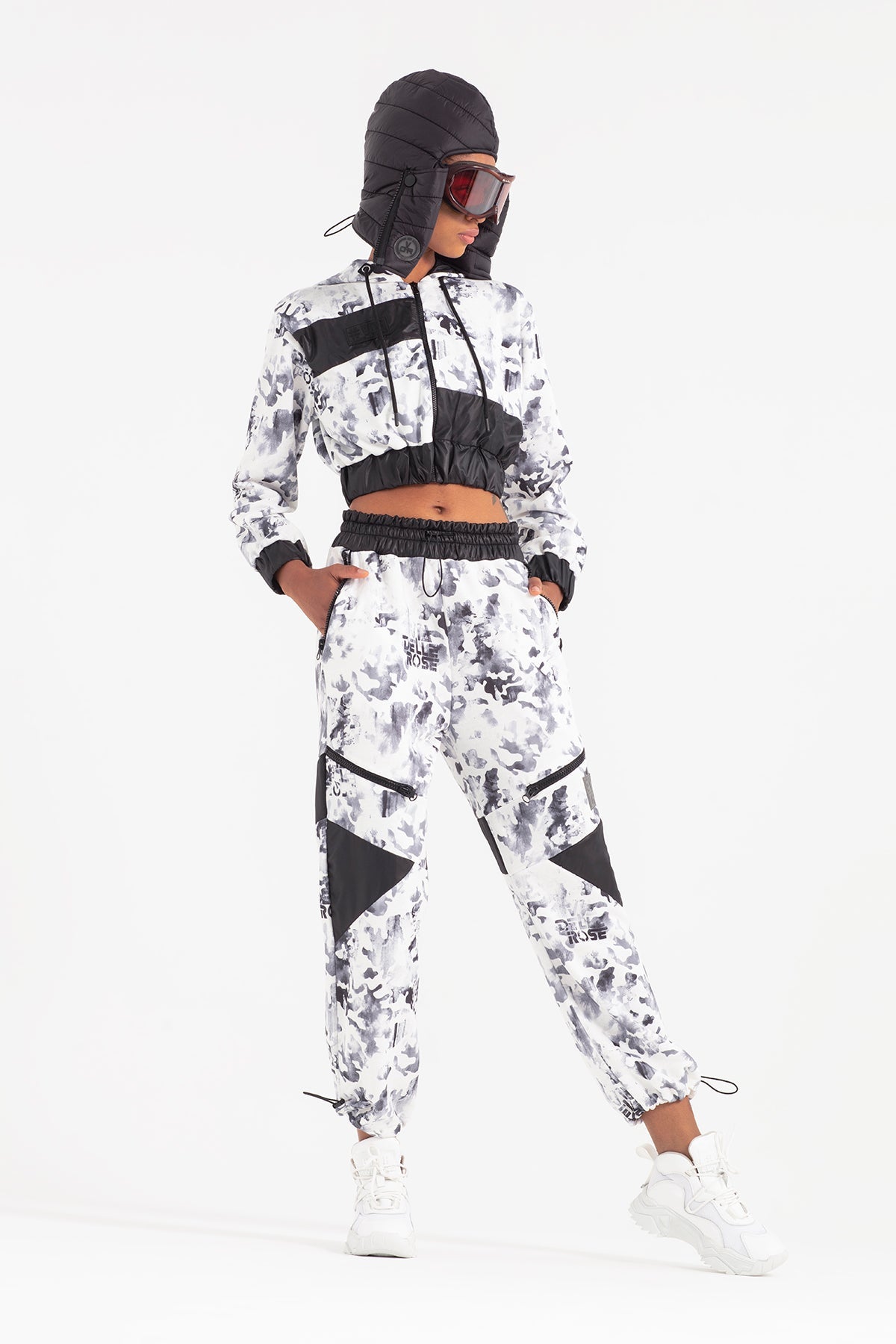 Beyaz Siyah  Sweatshirt 12309