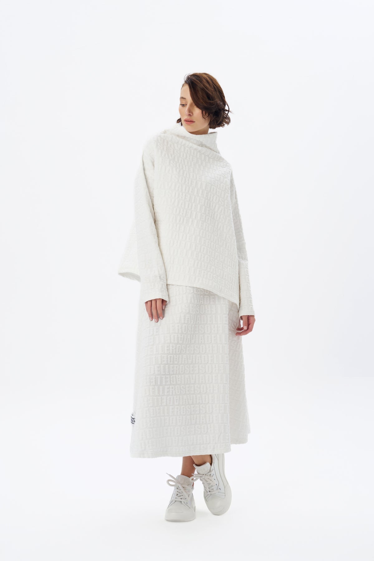 Ekru  Sweatshirt 16040
