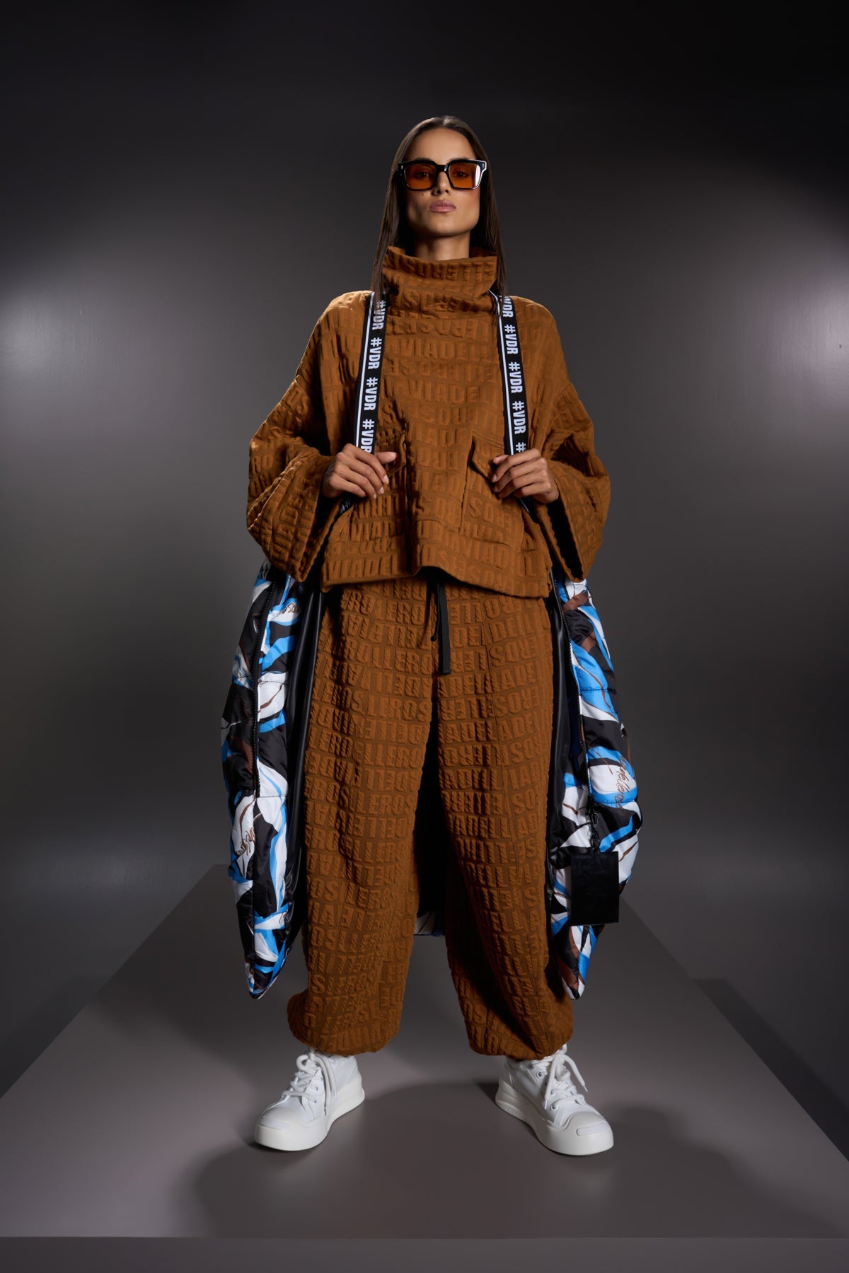 Taba  Sweatshirt 16050