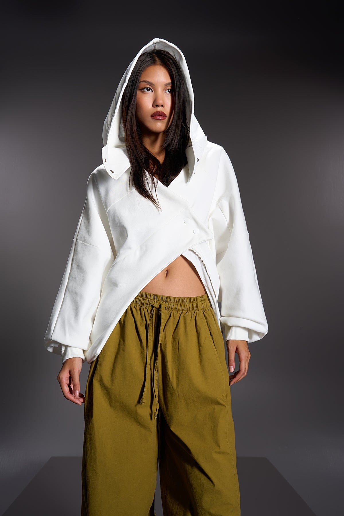 Ekru  Sweatshirt 16125
