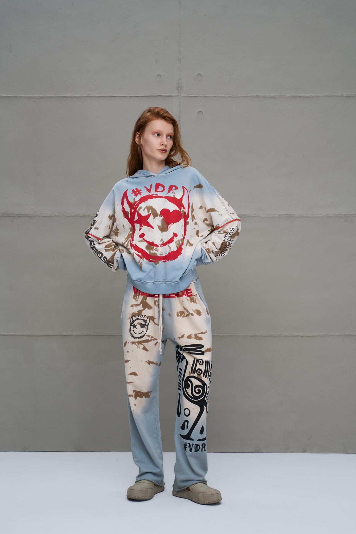 Mavi Bej Eskitme Desenli Oversize Esofman Pantolon 18002