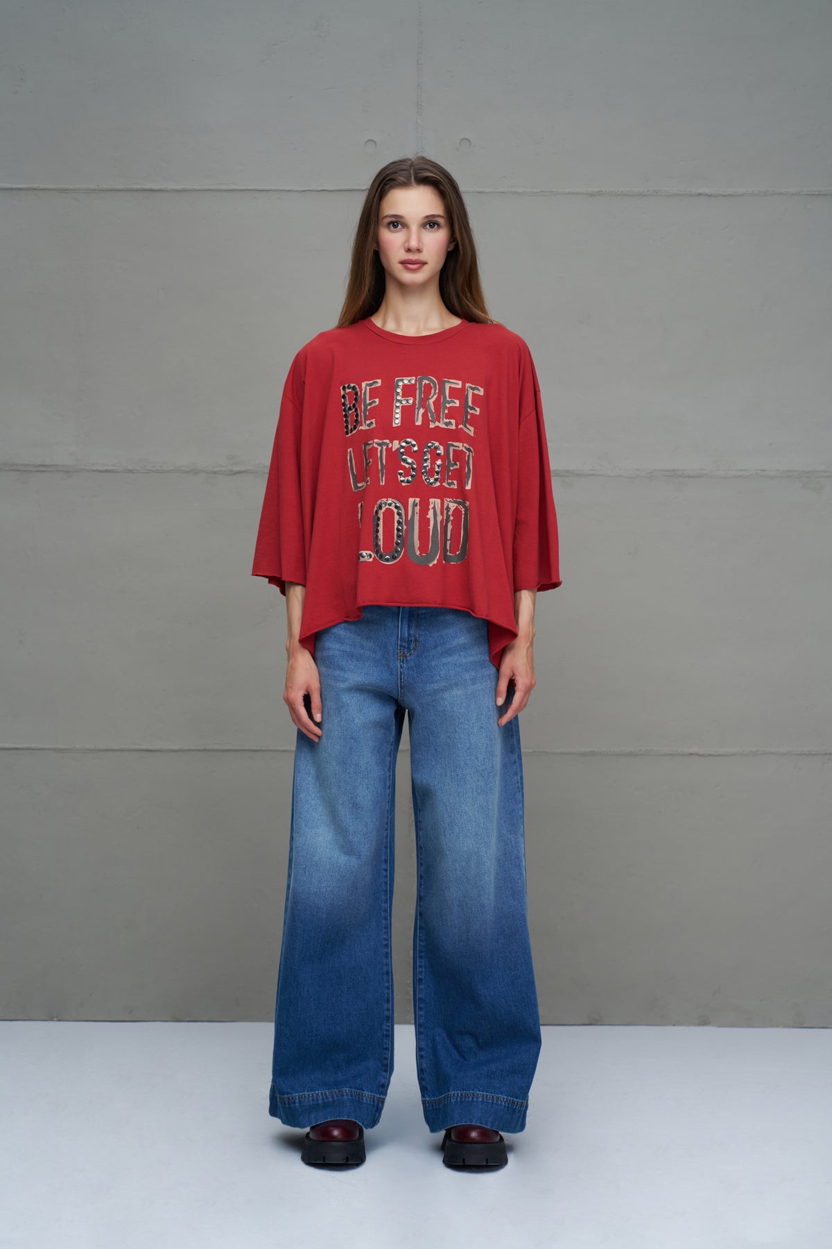 Bordo Sloganli Asimetrik Oversize T-Shirt 18035