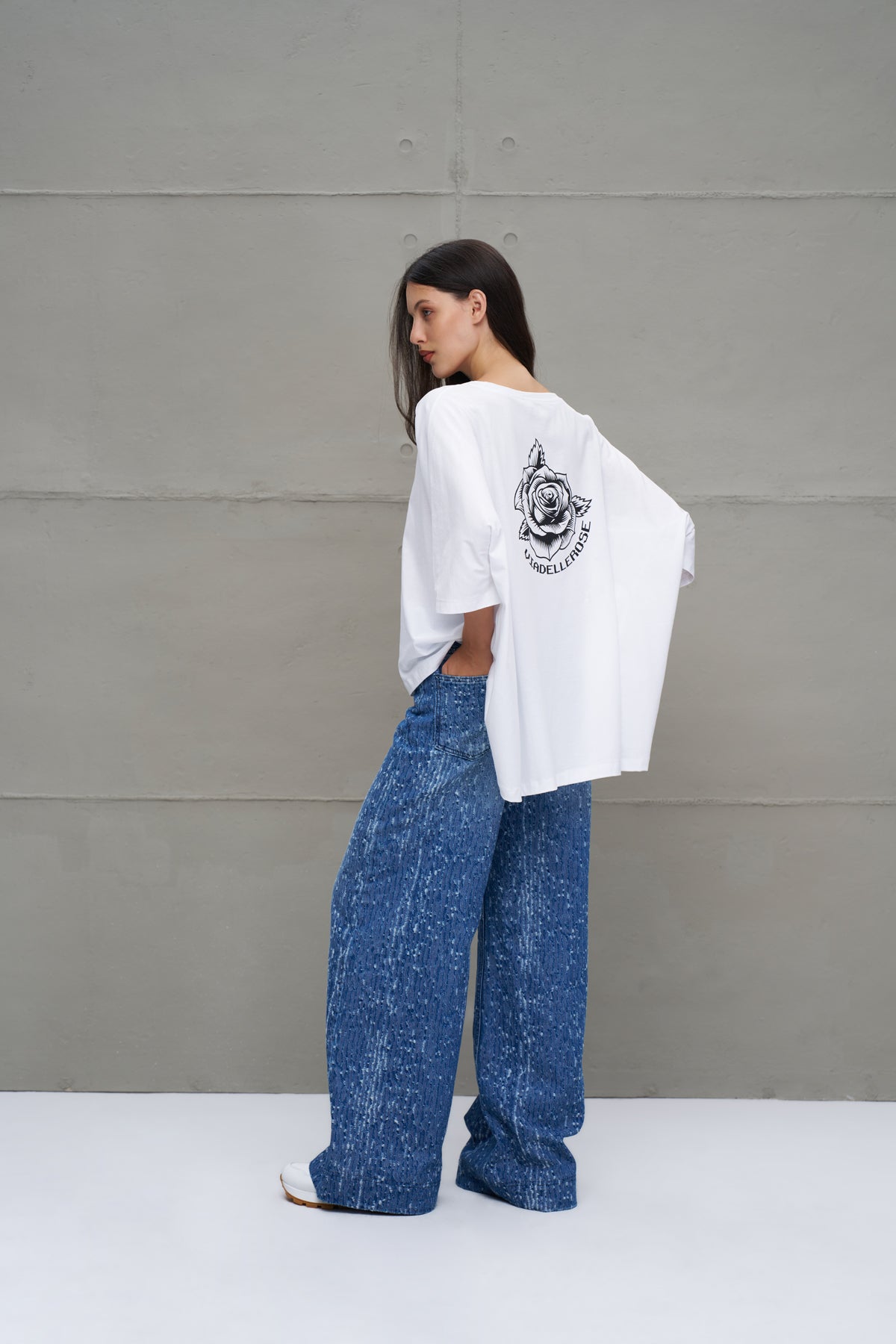 Beyaz Asimetrik Oversize T-Shirt 18037