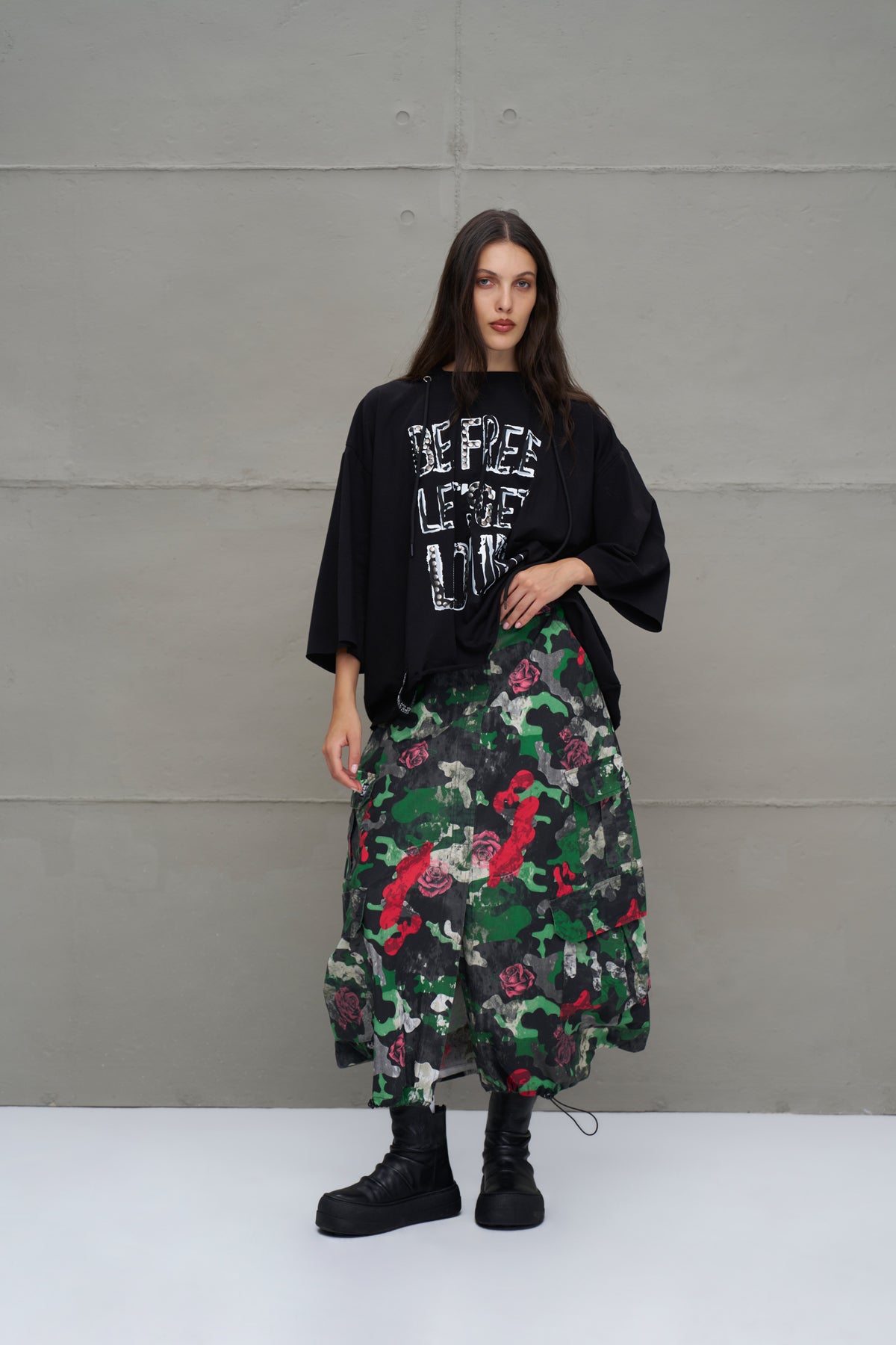 Siyah Asimetrik Oversize Kapüsonlu T-Shirt 18042