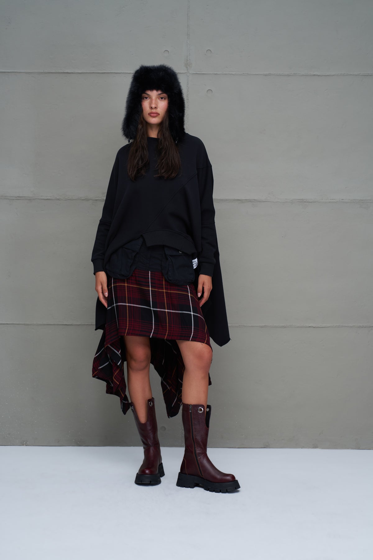 Siyah Asimetrik Oversize Sweatshirt 18046
