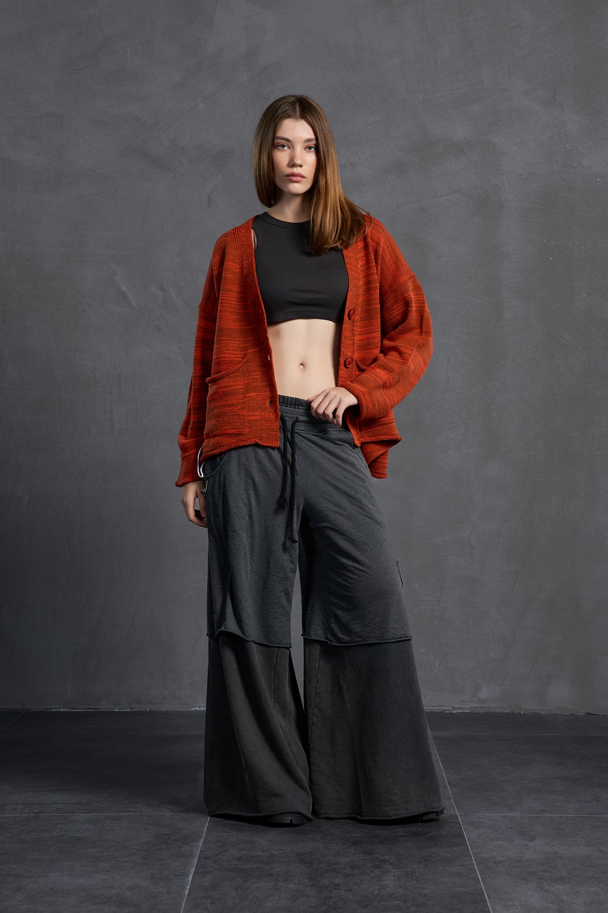 Kahverengi Turuncu Sloganli Oversize Hirka 18062