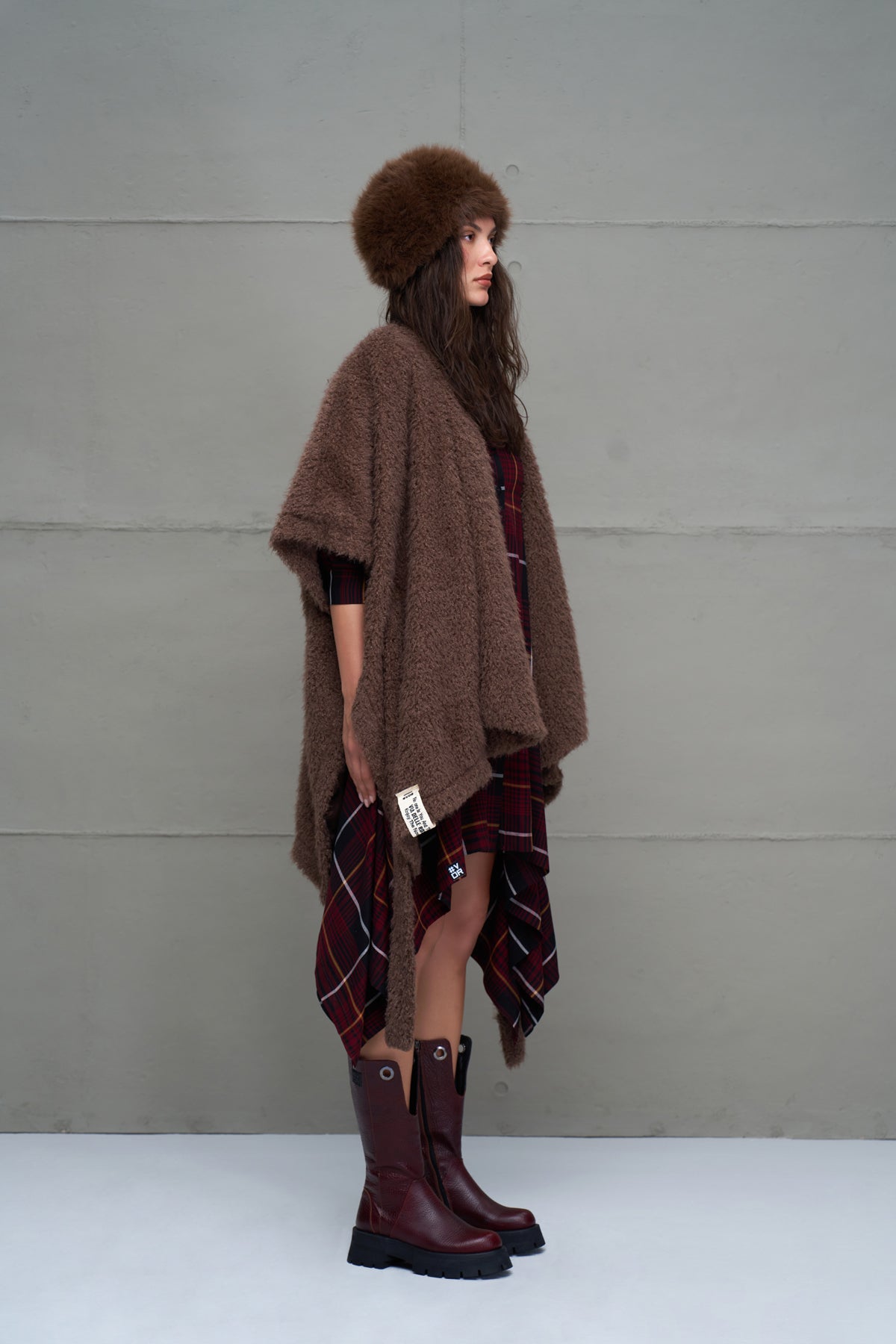 Kahverengi Kürk Görünümlü Oversize Hirka 18108