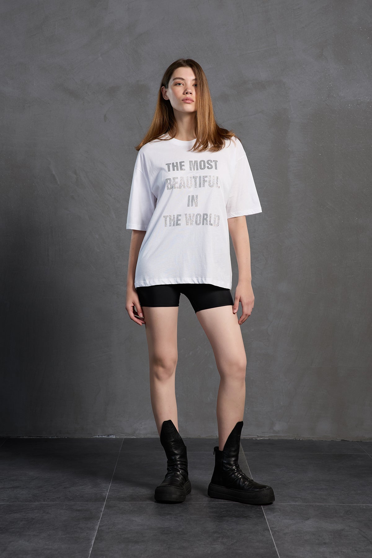 Beyaz Sloganli Oversize T-Shirt 18169