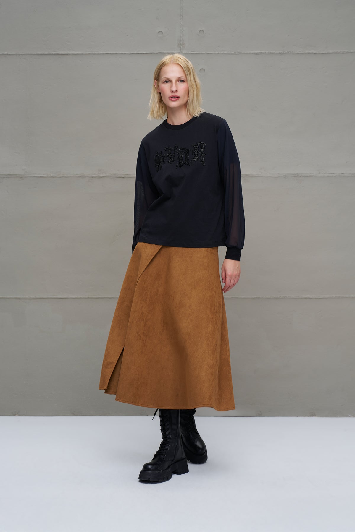 Siyah Tül Kollu T-Shirt 18176