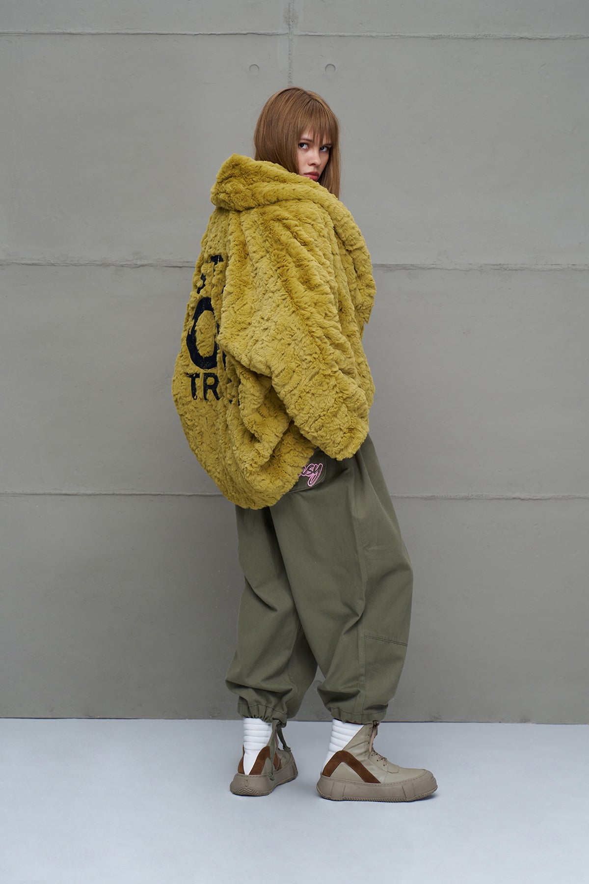 Fistik Yesili Kürk Görünümlü Oversize Ceket 18185