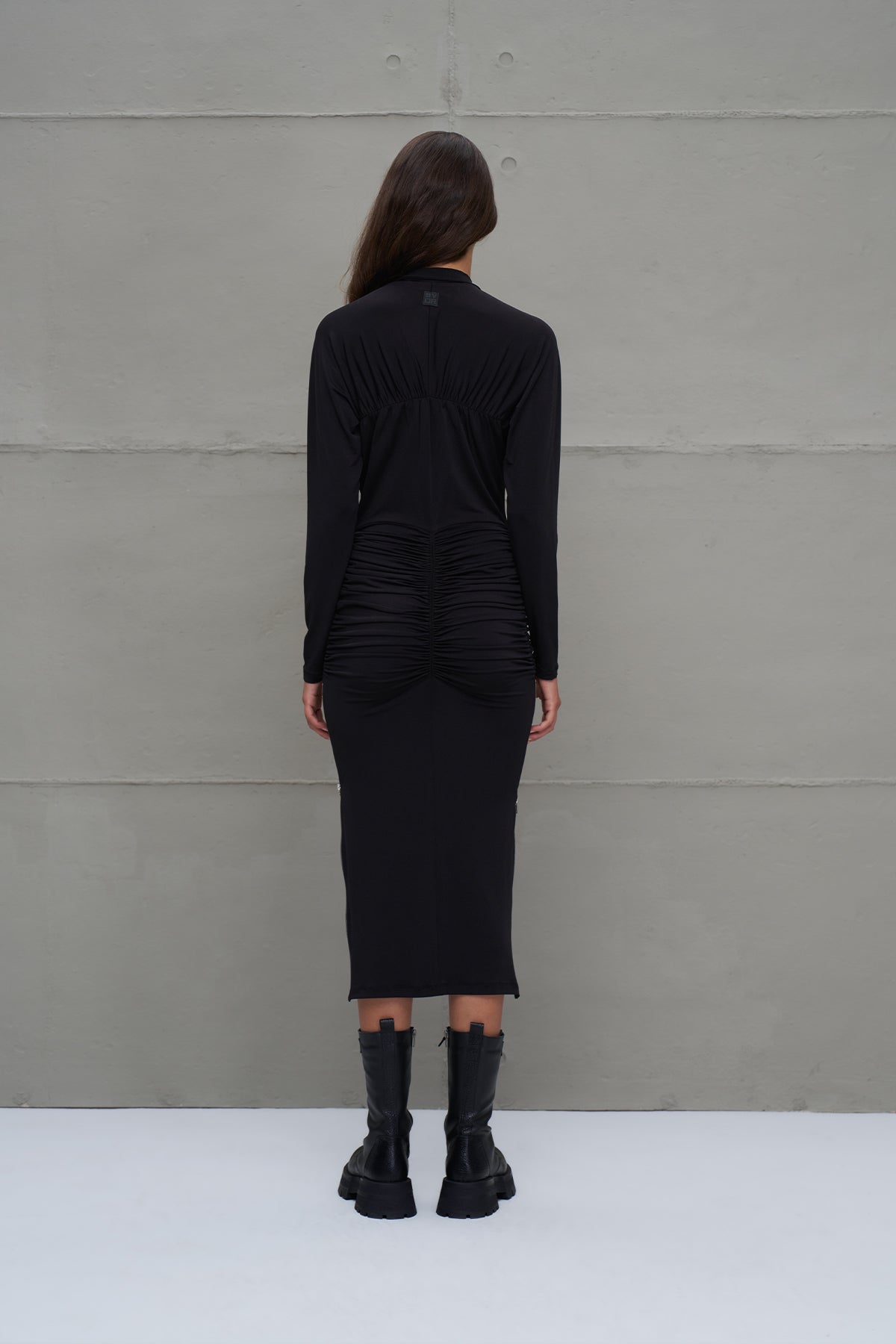 Siyah Fermuar Detayli Drapeli Uzun Elbise 18272