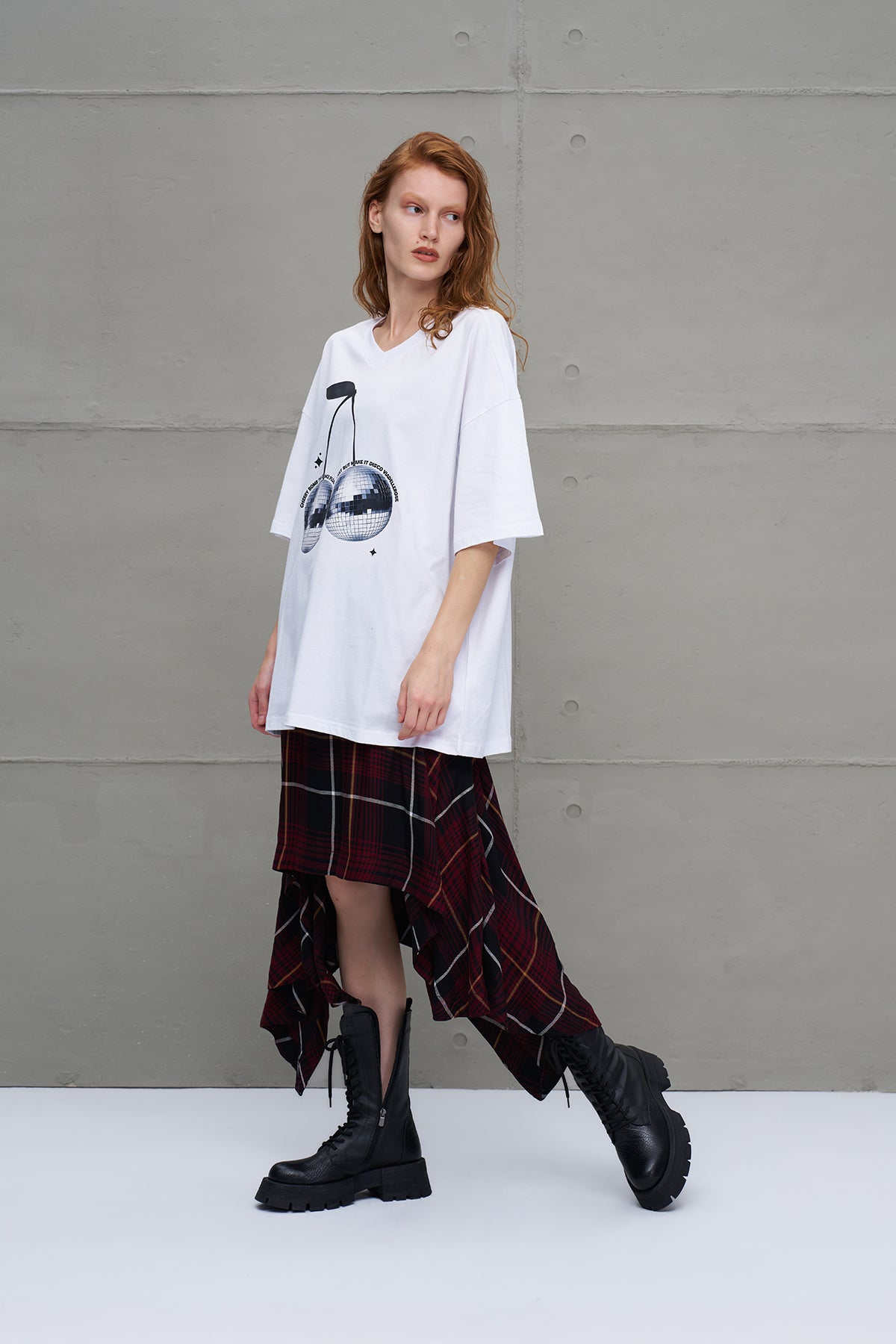 Beyaz Desenli Oversize T-Shirt 18289
