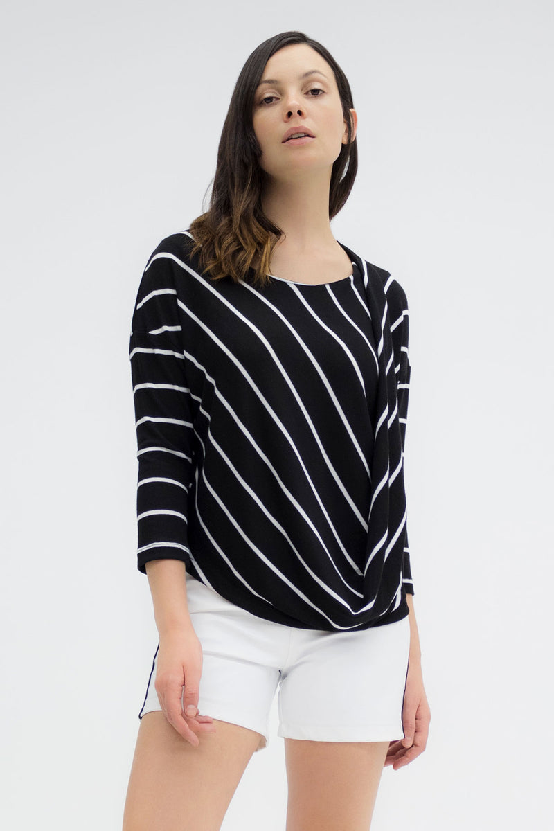 SİYAH BEYAZ T-SHIRT 3351