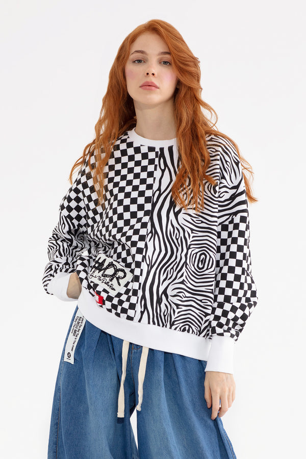 BEYAZ SİYAH SWEATSHIRT 13079