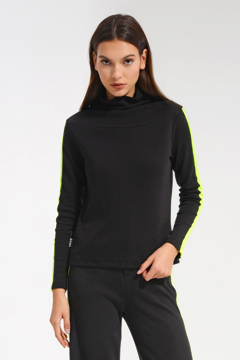 SİYAH SWEATSHIRT 8198
