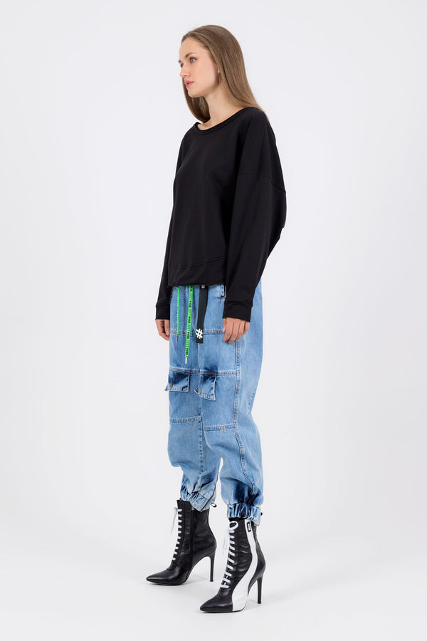 SİYAH SWEATSHIRT 8400