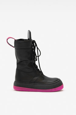 SİYAH PEMBE BOT YETI
